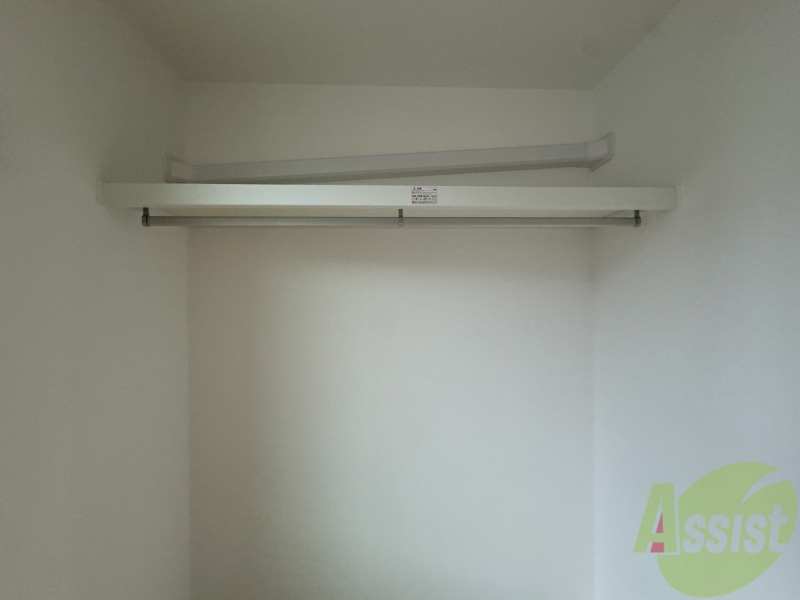 収納　洋室のクローゼット。広さは十分そうです。