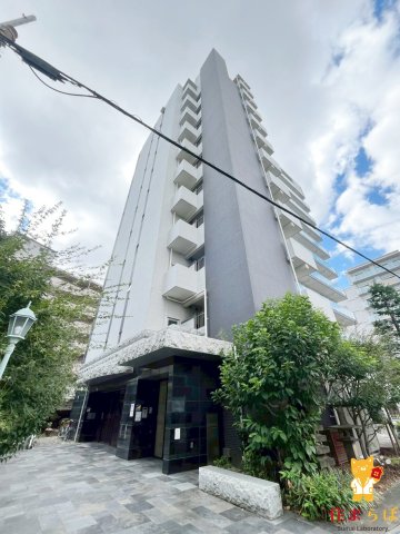 建物外観　「見ないで終わるには、惜しすぎる。」