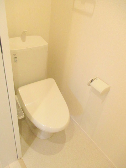 トイレ　★温水洗浄便座★