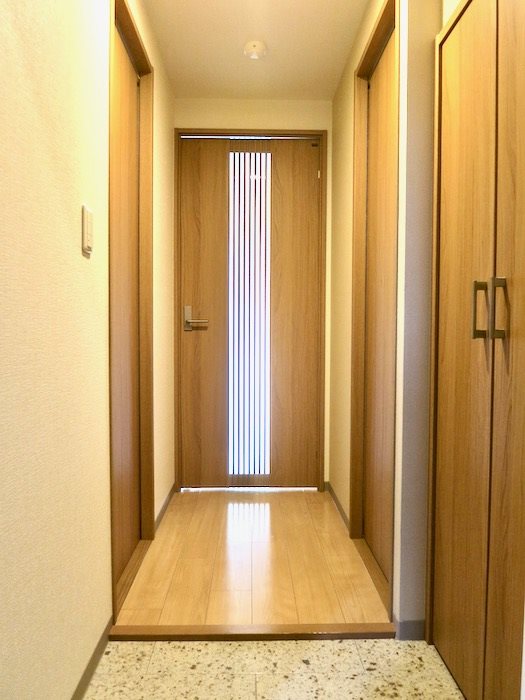 玄関　【見学予約受付中】