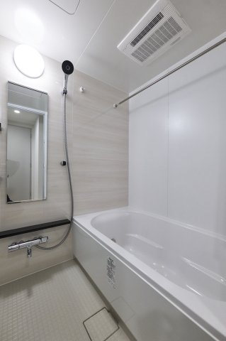 バス・シャワールーム　日々の疲れを癒すお風呂付です