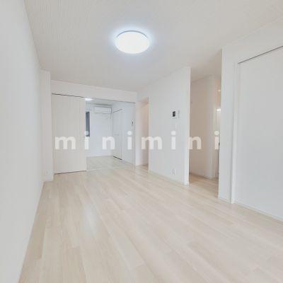 居室・リビング　※写真は別号室のものですので現状優先とさせていただきます