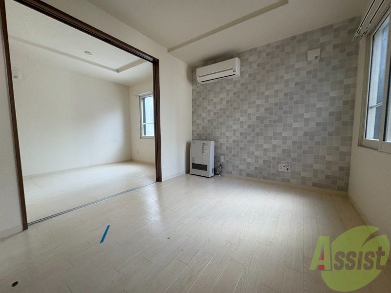 居室・リビング　広くてキレイなお部屋が広がっていて、充実した生活が送れそう。