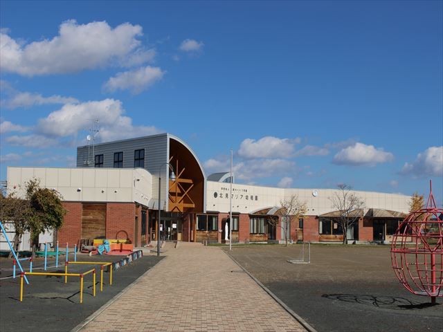 幼稚園・保育園　認定こども園北見マリア幼稚園（幼稚園・保育園）まで990m