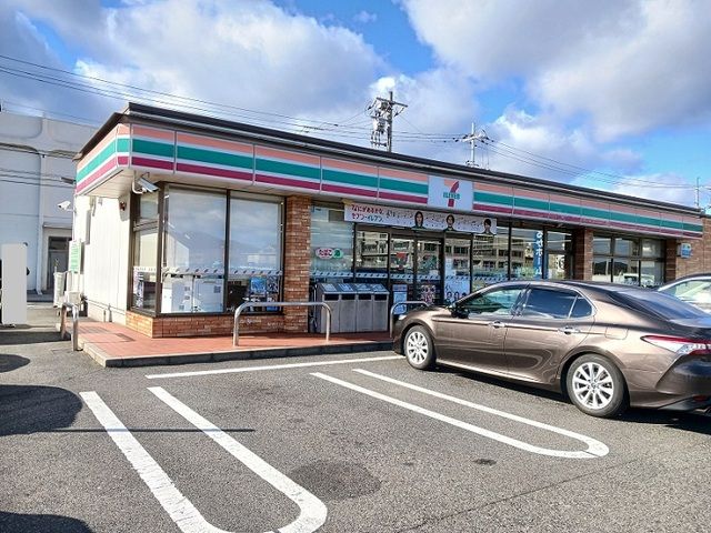 コンビニ　セブンイレブン福山南手城４丁目（コンビニ）まで270m