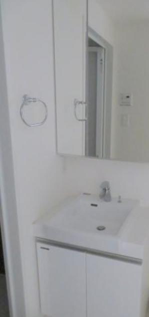 洗面設備　別部屋参考画像