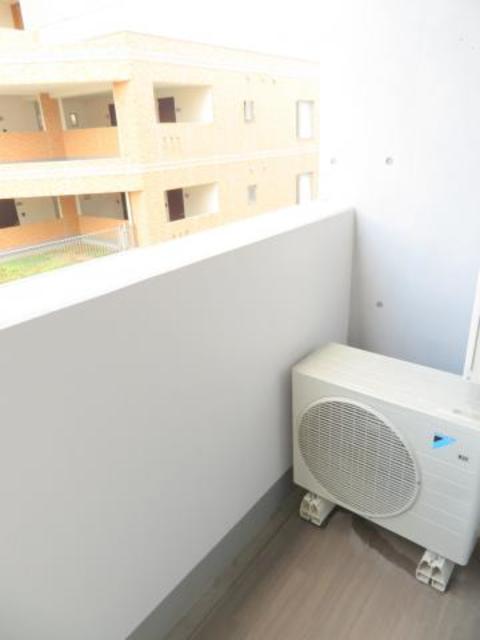 バルコニー　別部屋参考画像