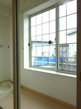 バルコニー　写真は別の部屋のものです。