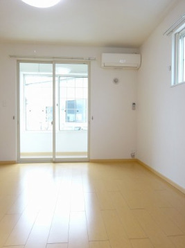 居室・リビング　写真は別の部屋のものです。