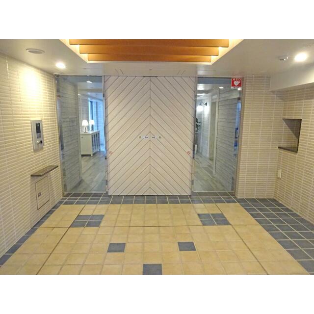 エントランス　エントランス