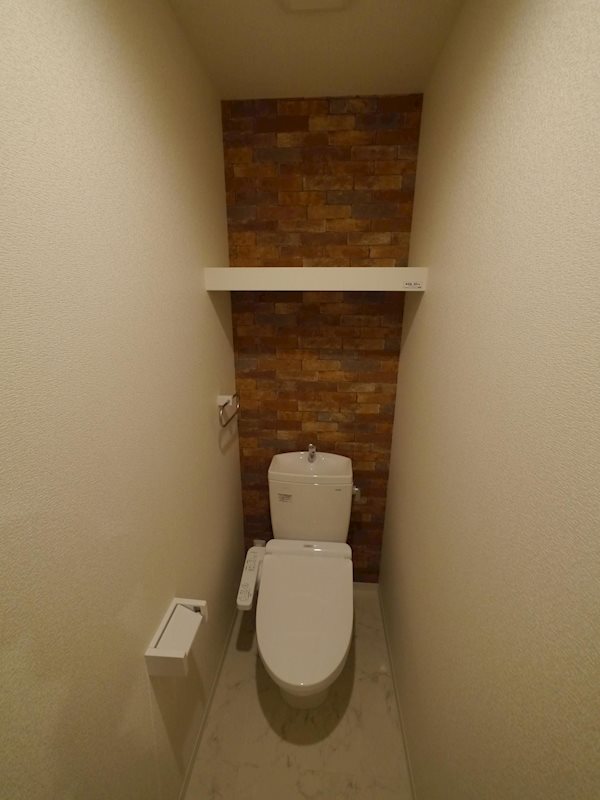 トイレ　トイレ　※別号室参考写真