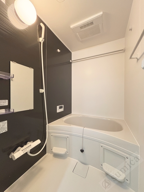 バス・シャワールーム　追い炊き・浴室暖房乾燥機付きバスルーム♪