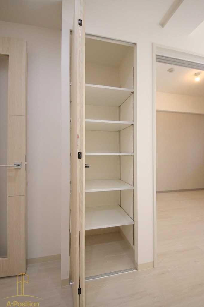 収納　グランデカワノなにわ離宮