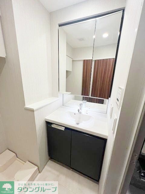 洗面設備　★高級感のある洗面台★