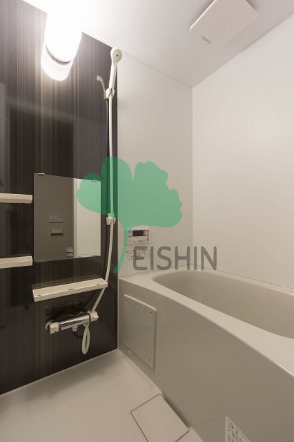 バス・シャワールーム　清潔感のある浴室です！