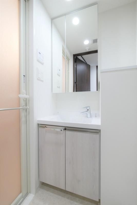 洗面設備　■独立洗面台