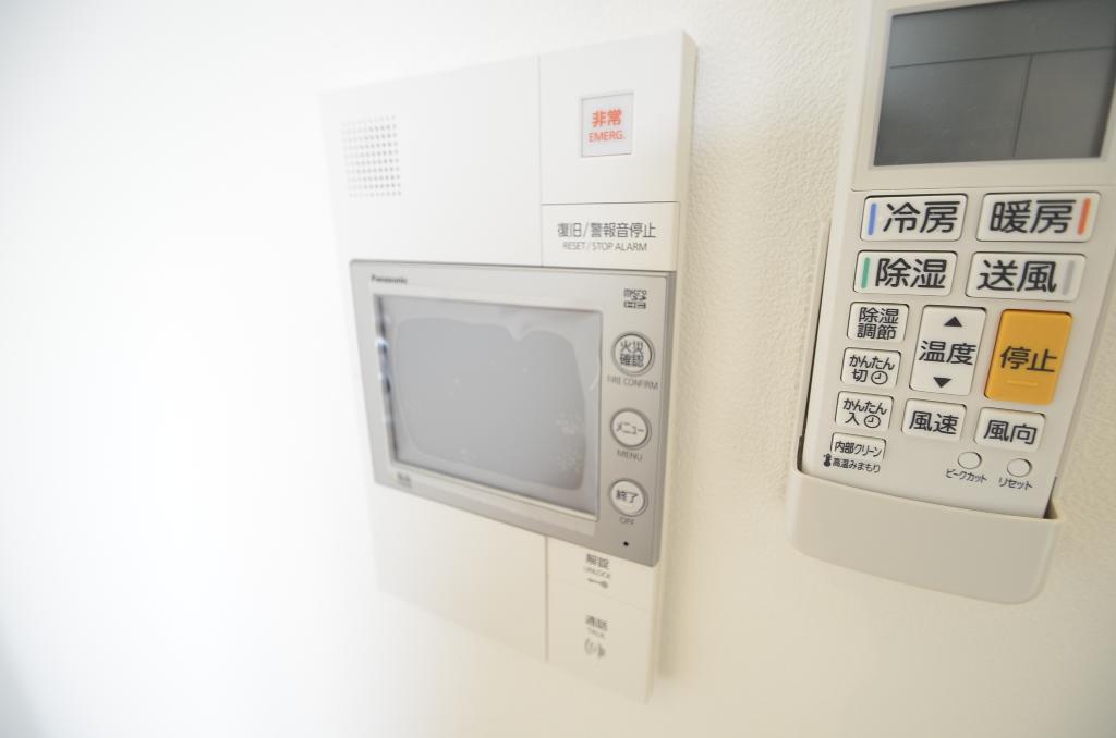 セキュリティ　カメラ付インターホン