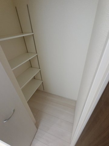 収納　※反転タイプ