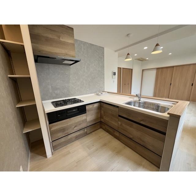 キッチン　※別部屋の参考写真です。