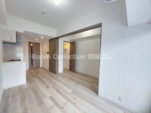 居室・リビング　※同物件他部屋写真 反転、色違いの場合有 現況優先