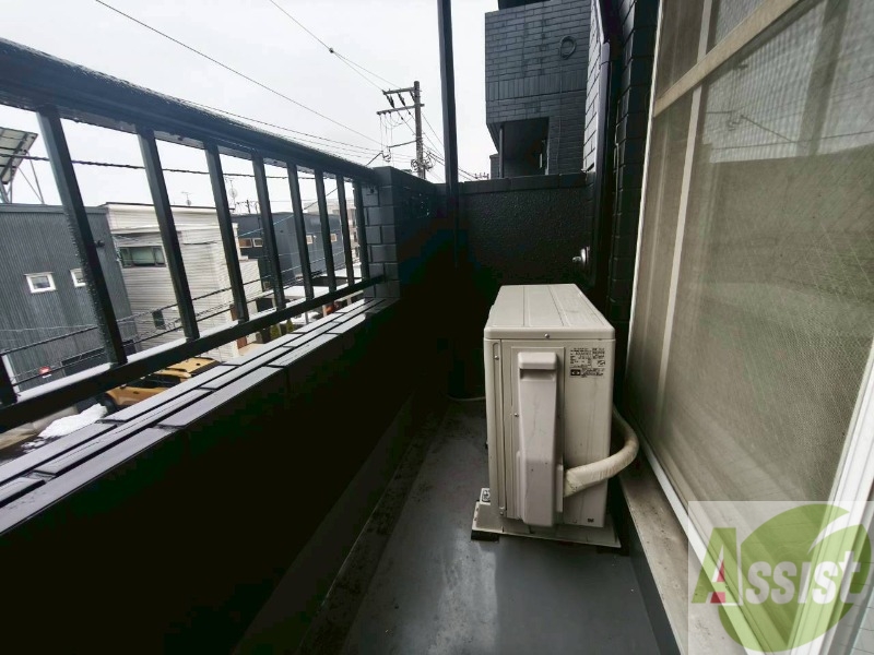 バルコニー　バルコニーです。天気の良い日には外干しができます！