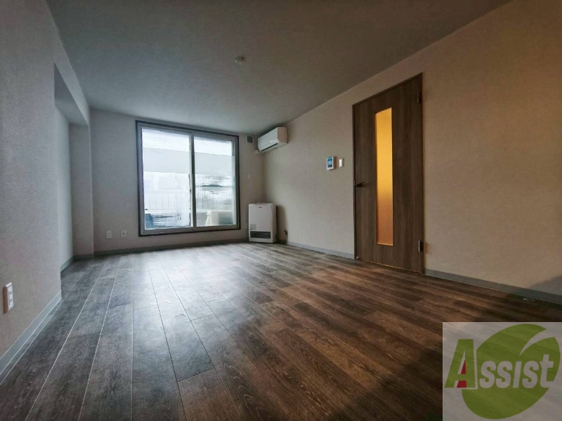 居室・リビング　広くてきれいなリビングです！快適に過ごせそうですね。