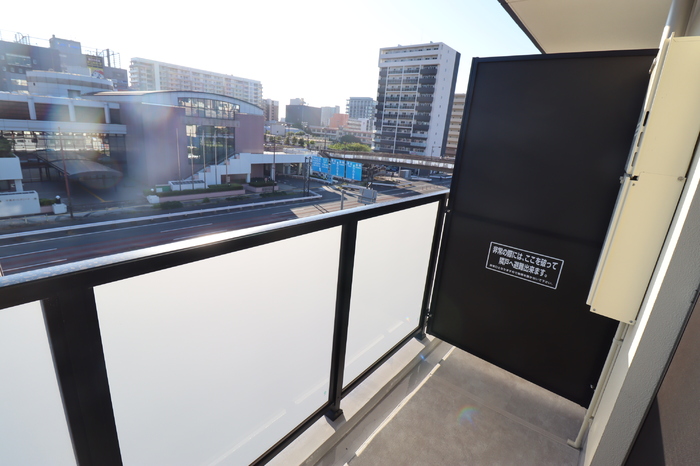 バルコニー　※似たタイプの他の物件のお写真です