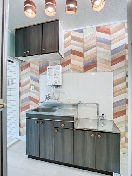 キッチン　※画像は201号室です。