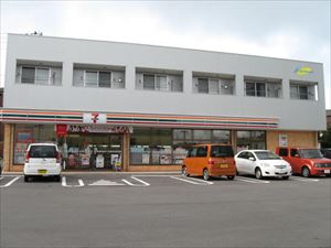 コンビニ　セブンイレブン新潟大学前店（コンビニ）まで486m