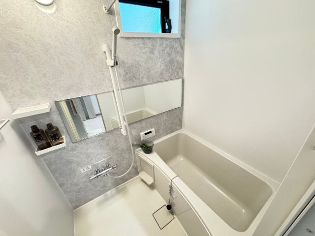 バス・シャワールーム