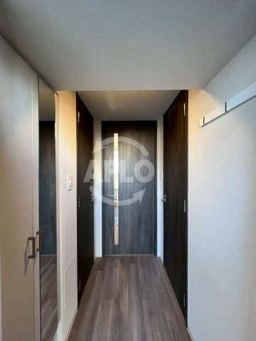 玄関　エスリードレジデンス玉造ザ・イースト　玄関