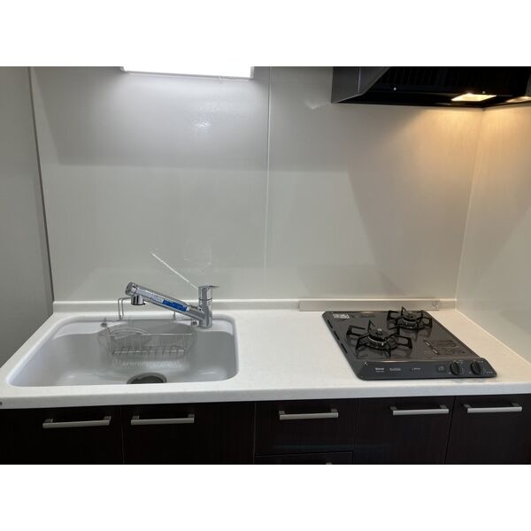 キッチン　（　２コンロ　）