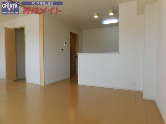 居室・リビング　同タイプの画像です