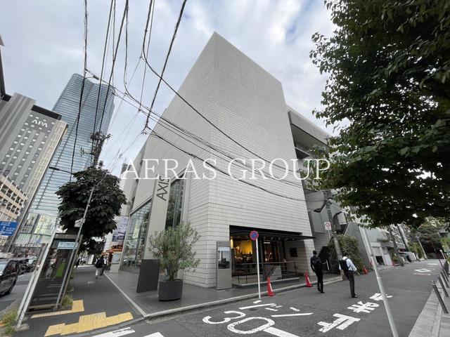 ショッピングセンター　AXISビル（ショッピングセンター）まで140m