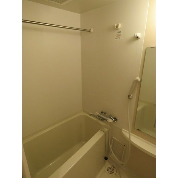 バス・シャワールーム　浴室