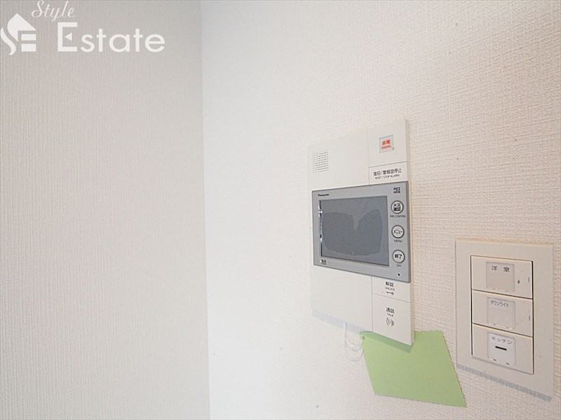 セキュリティ　モニター付きインターホン