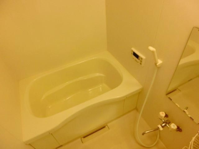 バス・シャワールーム　追焚浴室・浴室乾燥機有