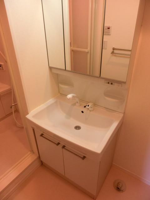 洗面設備　シャンプードレッサー