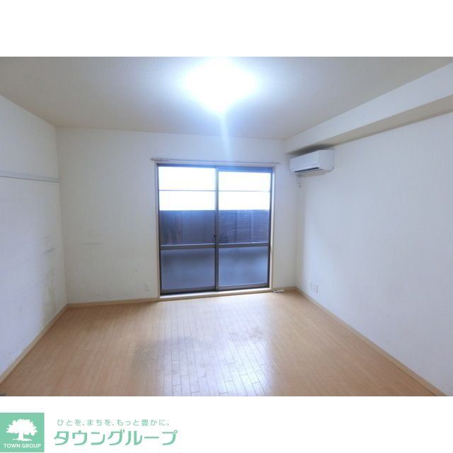 居室・リビング　タウンハウジング調布店まで♪