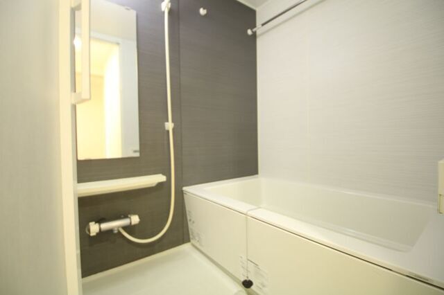 バス・シャワールーム　※別室の参考写真の為、現況優先です。