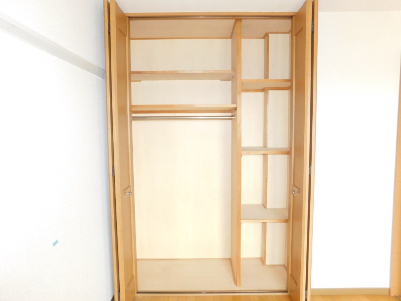 収納　クローゼット