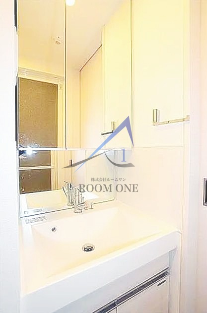 洗面設備　洗面台です。