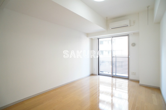 居室・リビング　使いやすい形の為、レイアウトを楽しめます♪