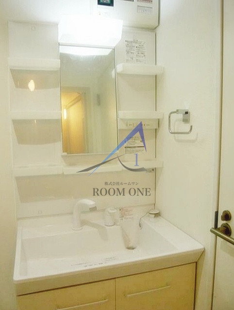 洗面設備　洗面台です。