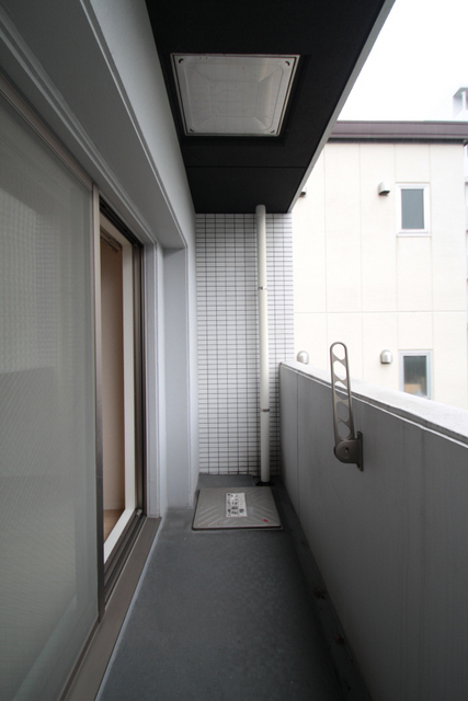 バルコニー　※別部屋の参考写真です