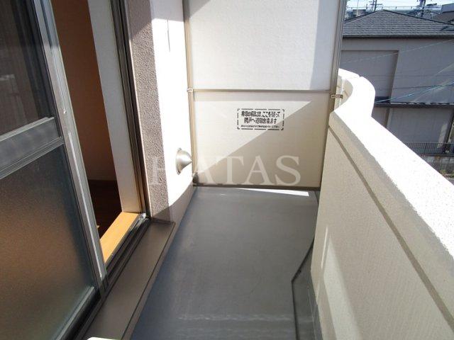 バルコニー　同物件別部屋です。