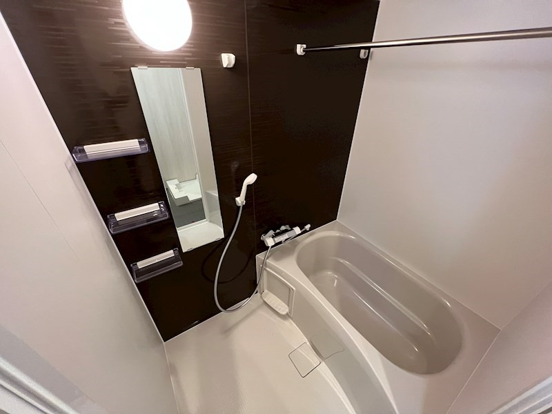 バス・シャワールーム　別号室イメージ