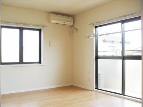 居室・リビング　写真は201号室です。(参考)