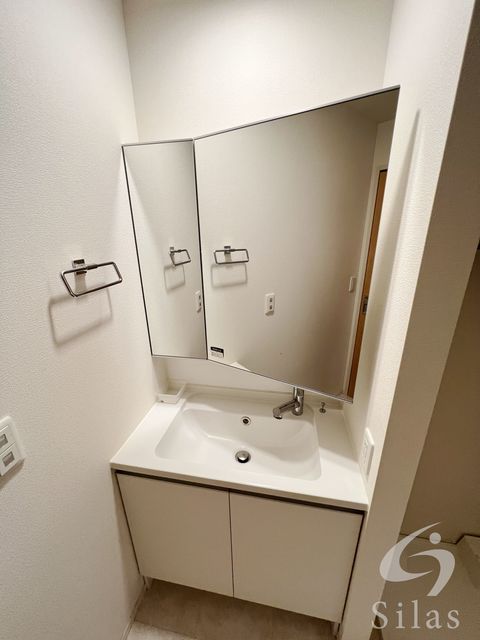 洗面設備　同仕様