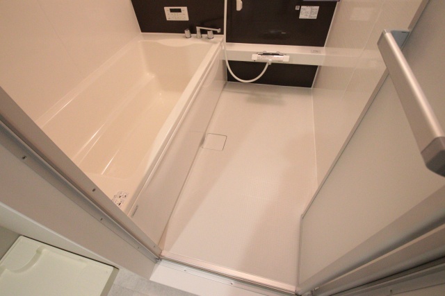 バス・シャワールーム　※別室の参考写真の為、現況優先です。